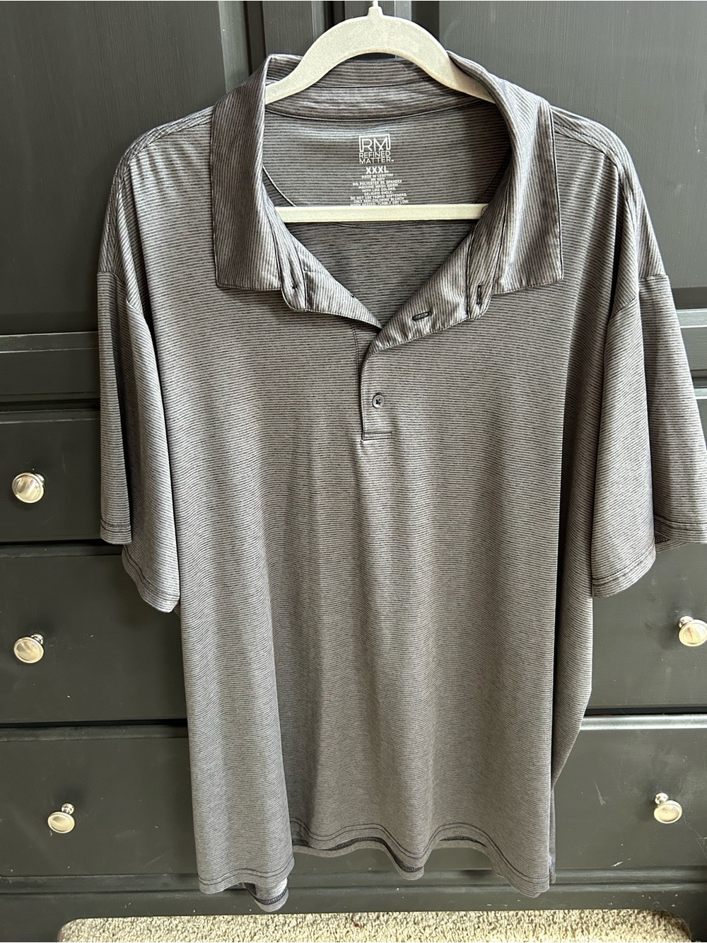 Refined Matter Men's Short-Sleeve Polo — Charcoal Gray